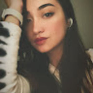 Meet your Posher, Roxanne